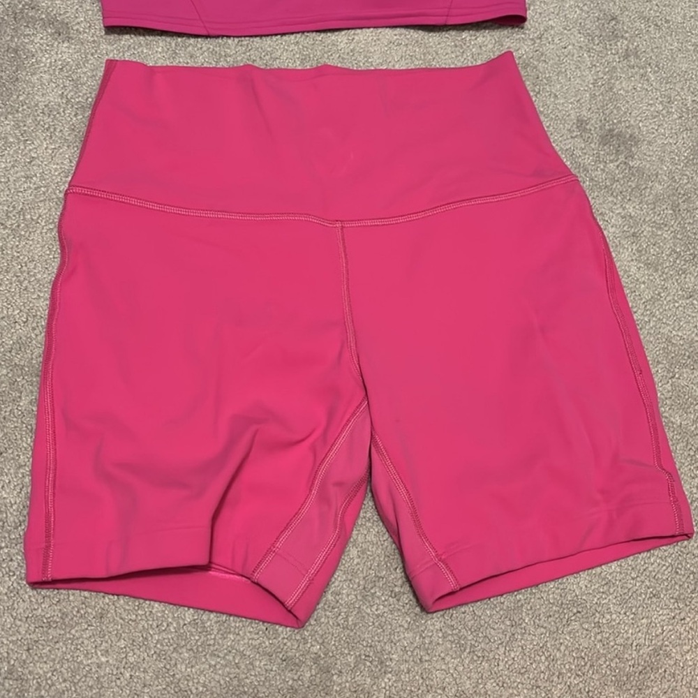 Sonic pink align shorts